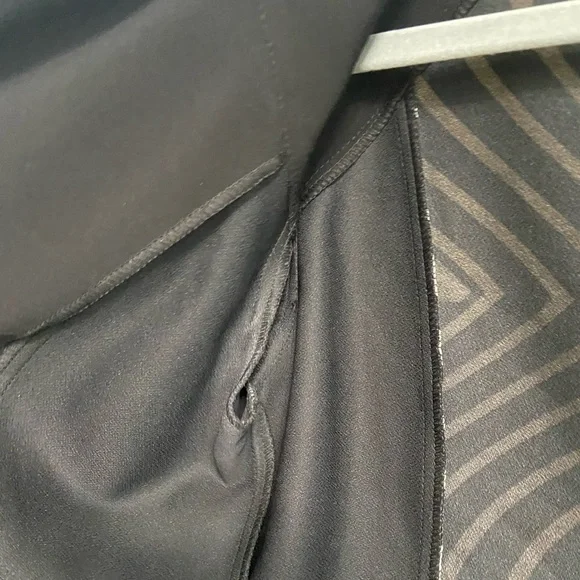 Joseph Ribkoff Full Zip Jacket Black & Tan Abstract Vintage Size Medium - Picture 5 of 6